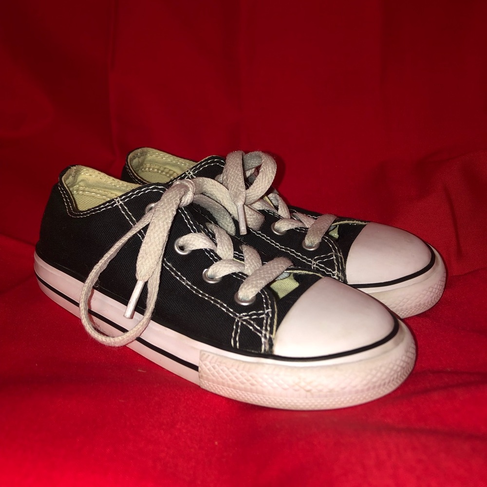 Black All Star Converse Low Tops Kids Size 10